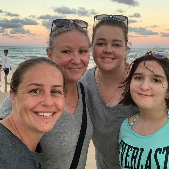 Meet your Posher, Stacey - Picture 1 of 1